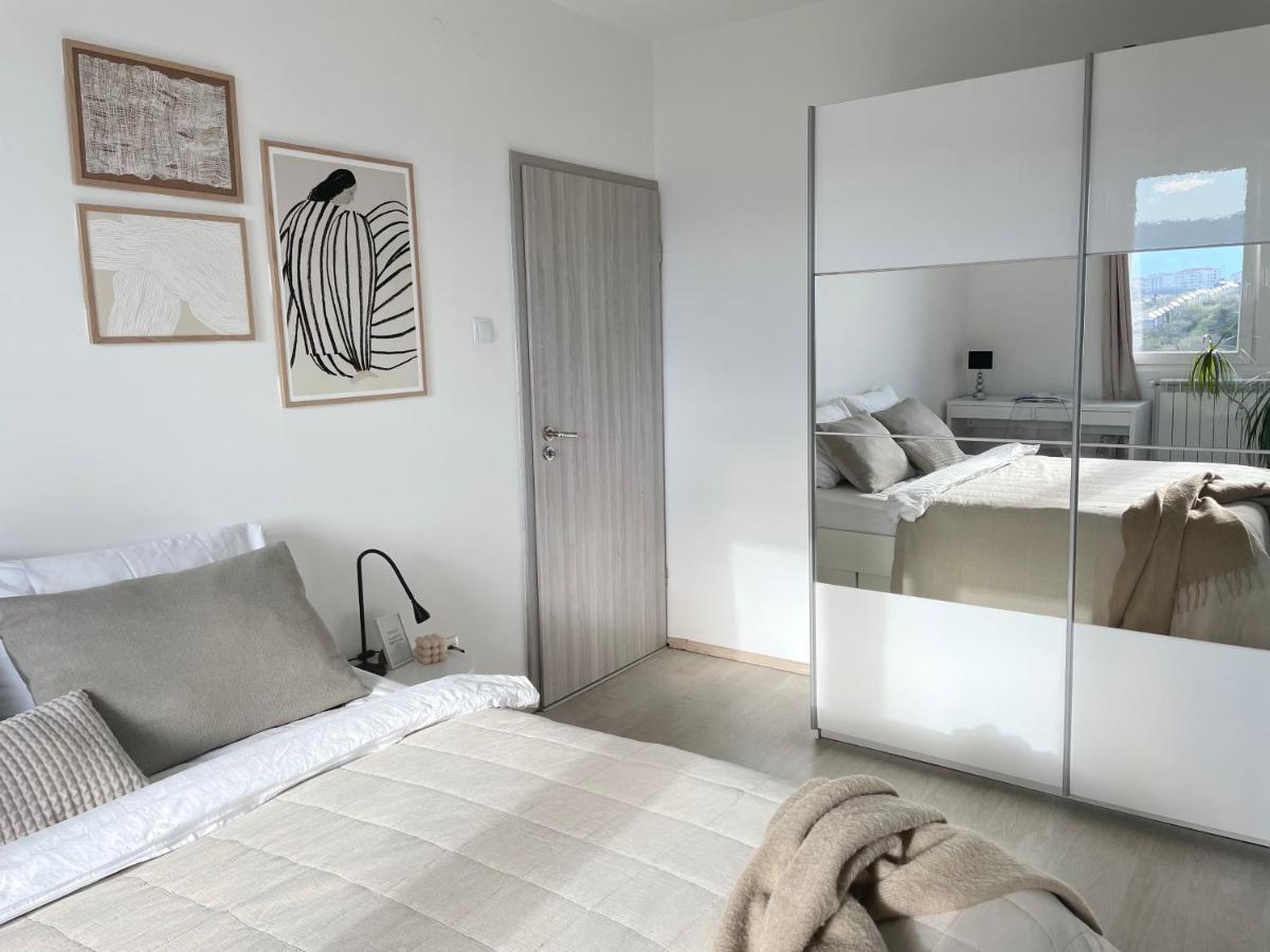 Adria Sky Rijeka Exterior foto